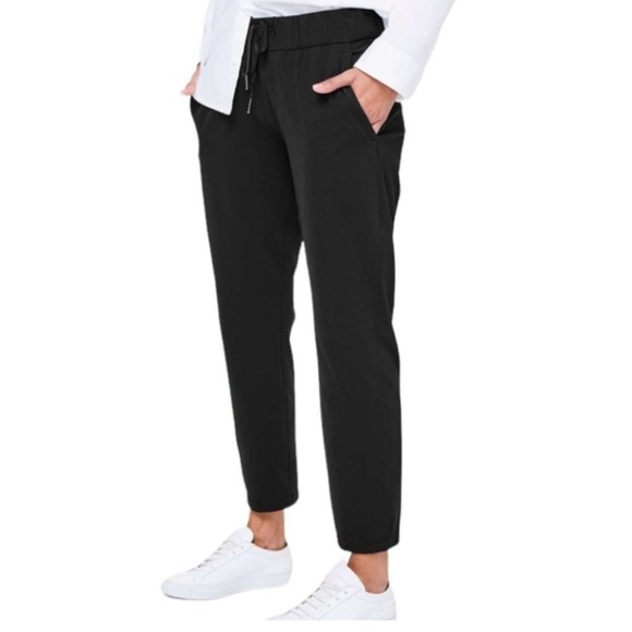 lululemon athletica Pants - Lululemon on the fly pants